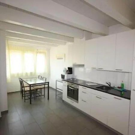 Swiss Star District 11 - Self Check-in * زيورخ