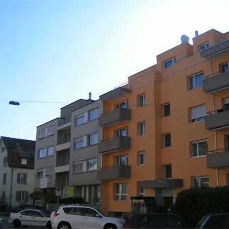 Swiss Star District 11 - Self Check-in Lägenhet