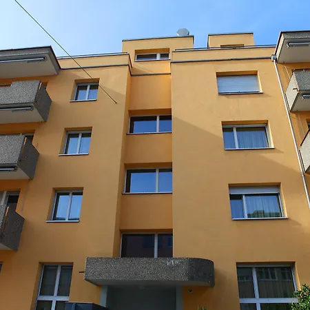Apartment Swiss Star District 11 - Self Check-in *