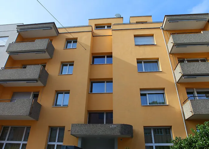 Swiss Star District 11 - Self Check-in *