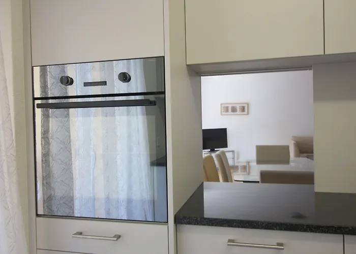 Appartement Swiss Star District 11 - Self Check-in *