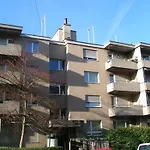 Swiss Star District 11 - Self Check-in Zürich