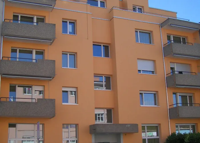 Appartement Swiss Star District 11 - Self Check-in *